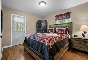 3 habitaciones, tabla de planchar con plancha y wifi gratis 
