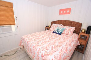 4 bedrooms, iron/ironing board, WiFi