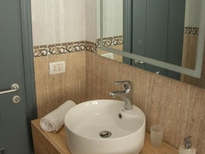 Bathroom - Apartment on the Beach (Durrës)