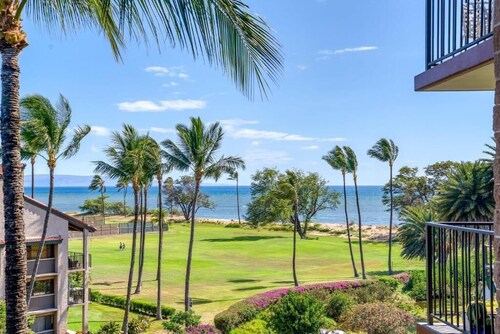 Tranquil Oceanfront Vistas