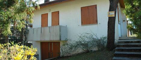 Villa - 3 sovrum - balkong - utsikt mot trädgården | Exteriör