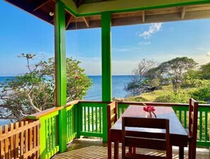 Outdoor dining - Oceanview Beachfront Private House. (Calabash Bight)