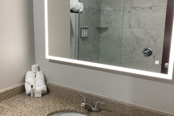 Room 214 - 2 Queen Beds | Bathroom | Hair dryer