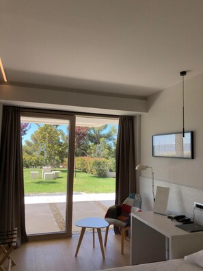 Room, 1 Bedroom, Accessible, Balcony | 1 bedroom
