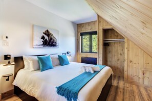 4 Schlafzimmer, Schreibtisch, Bügeleisen/Bügelbrett, Reisekinderbett