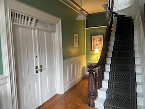 Apartment, 2 Bedrooms, Balcony, Garden View | Hallway - 2Br Private Victorian Apartment in City Location on Half Acre Sleeps 5 (Poughkeepsie)