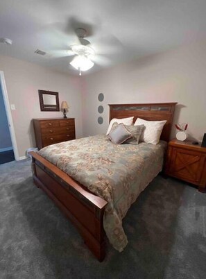 3 Schlafzimmer, Bügeleisen/Bügelbrett, WLAN