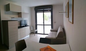 Apartment, 1 Schlafzimmer, Balkon | Innenbereich