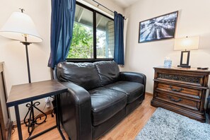 Perusmökki | 5 makuuhuonetta, ilmainen Wi-Fi