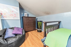 5 habitaciones y wifi gratis 