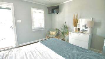 Fer et planche Ă repasser, Wi-Fi, draps fournis