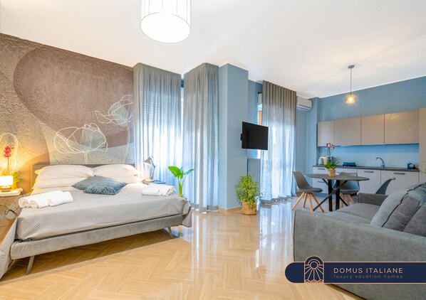 1 bedroom, WiFi, bed sheets