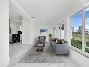 Living area - Welcome to the peaceful beautiful North bay village island. (North Bay Village)