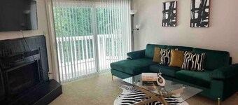 Chic 2 Bed Apartment: Patio Oasis & Workspace! 
