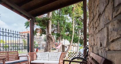 Octopus House 1 min From the Beach of Nikiti