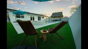House, 3 Bedrooms, Accessible, Smoking | Exterior - Maggie Home In Kendall - Pool And Tiki Bar (Miami)