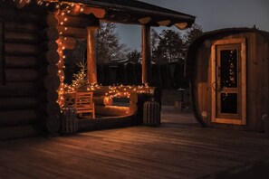 Casa, 2 quartos, varanda, vista para o jardim | Terraço/pátio