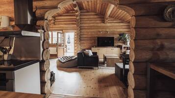 House, 2 Bedrooms, Patio, Garden View | Living room