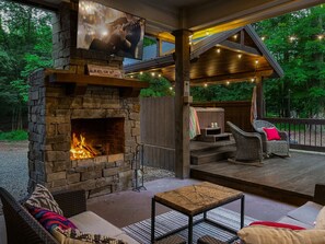 Terrace/patio - Always On My Mind · EV Charger | Game On! Arcade & Fun-Filled Outdoors (Broken Bow)