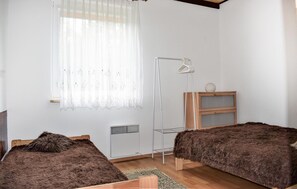 3 bedrooms, free WiFi