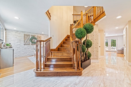 Interior. Spacious luxury home, 22 min from Boston and 20 min from Gillette Stadium.