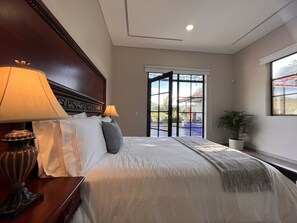 Premium-Zimmer | Hochwertige Bettwaren, individuell dekoriert, individuell eingerichtet