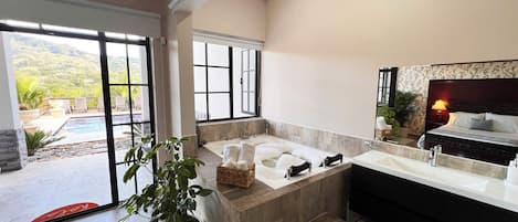 Premium Room | Balcony