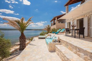 Leilighet, 2 soverom, røyk, balkong | Terrasse/patio