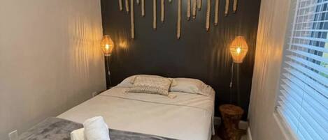 2 bedrooms, iron/ironing board, WiFi, bed sheets