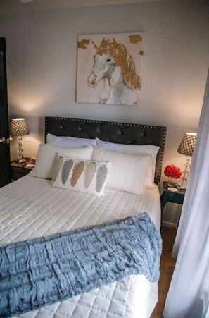 3 bedrooms, free WiFi, bed sheets - LET D'S COZY COTTAGE #2 PROVIDE YOU A COMFORTABLE STAY IN BIG SPRING, TEXAS!!! (Big Spring)