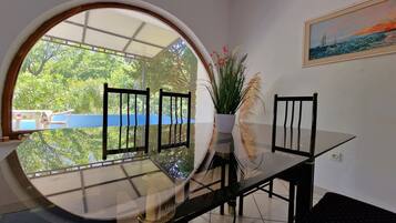 House, 3 Bedrooms, Balcony, Garden View | Interior