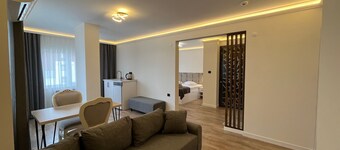 Golden Life Suite