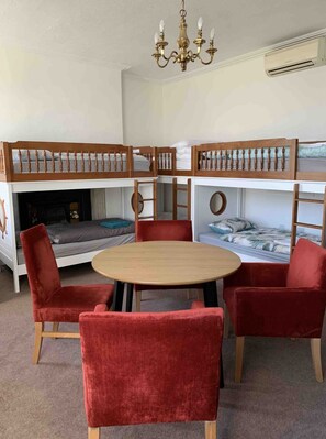 Blackout drapes, free WiFi - Eden Quay Lodge (Dublin)