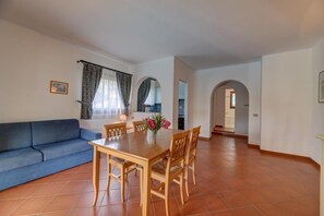 Apartment, 1 Bedroom, Patio | Dining - Charming Sea Villas Villa Sleeps 4 Persons in Child (Stintino)