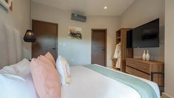 2 bedrooms, iron/ironing board, travel cot, WiFi