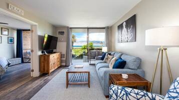 Luxury Condo | Living area | Smart TV, Hulu, streaming services