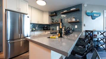 Luxury Condo | Private kitchen