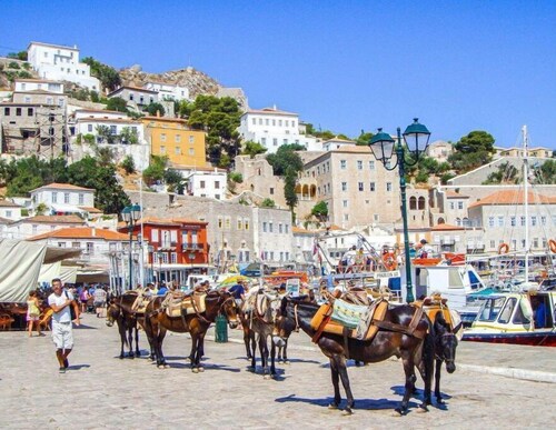 Explore islands in a day tour Athens