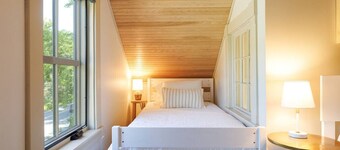 1830`s Large 4BR in Heart of Acadia! [Somes Villa]