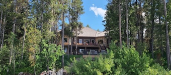 Lakefront in Elite Silverhawk Estates on Island Park Reservoir near Yellowstone