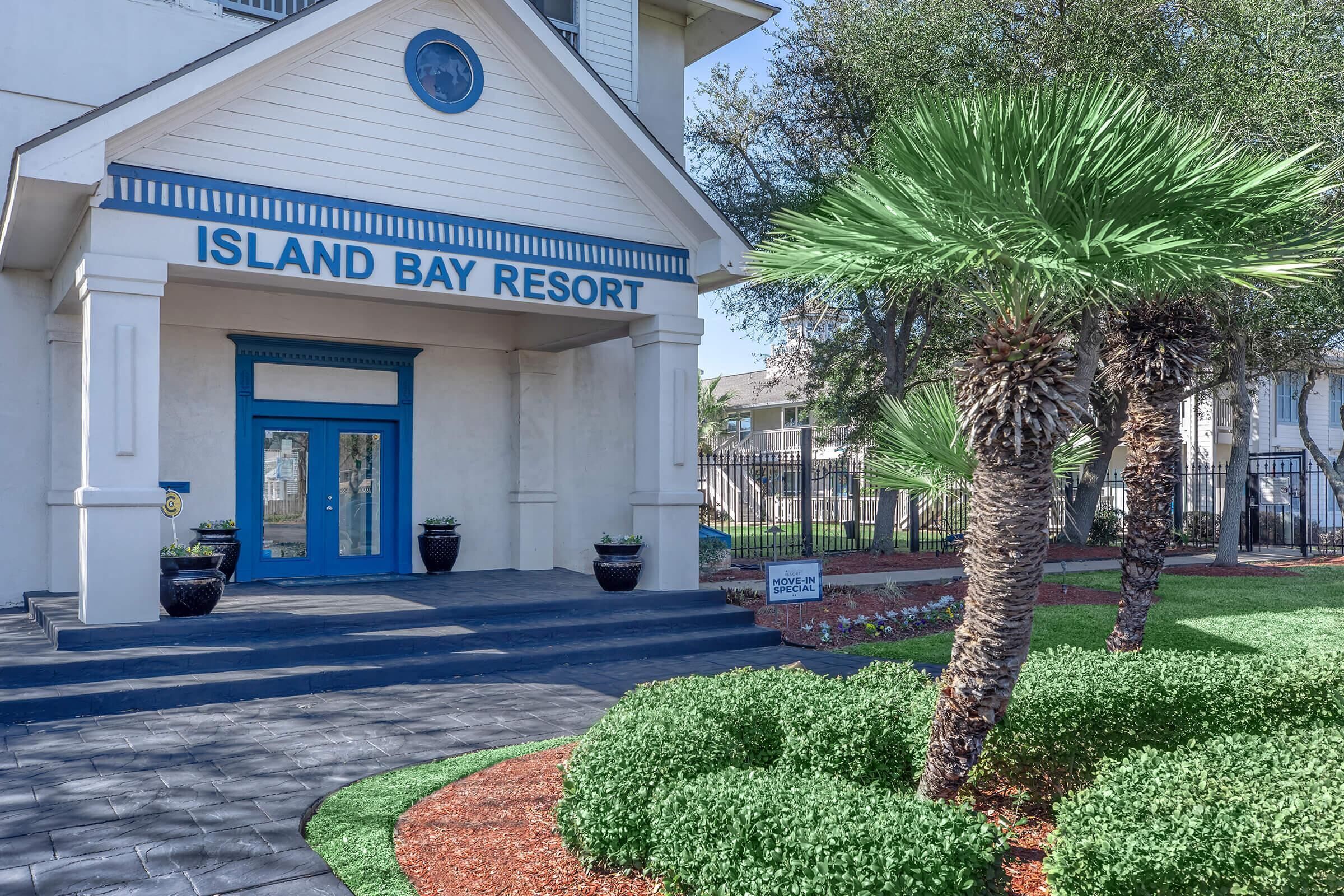 Apartment, 2 Bedrooms, Balcony, Ocean View | Property grounds