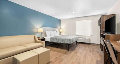 Woodspring Suites Indio - Coachella Valley