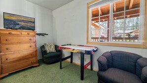 3 bedrooms, free WiFi - Cozy Fox Cabin (Big Bear Lake)