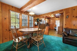 Cabane | Restauration dans la chambre