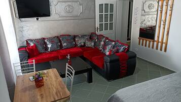 Apartment, 1 Bedroom, Balcony, Ocean View | 1 bedroom