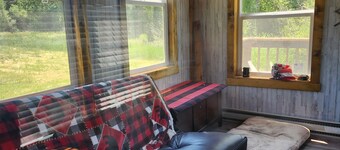 Getaway Cabin Located in Savery WY