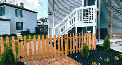 Luxurious 2 Bed Queen Suite Near Downtown Norfolk