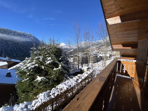 Chalet Le Castor: in the center of Chatel