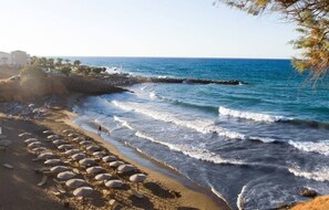 Villa, 3 chambres, fumeurs, piscine privée | Plage
