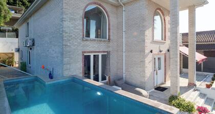 Villa Kostamaria, spacious 5 Bed, 3Ba, Sea view, private pool